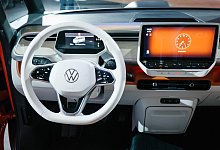 Volkswagen stellt den elektrischen ID.Buzz vor - Ole Spata/dpa