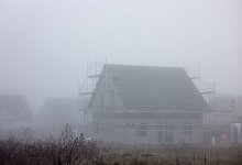 Baustelle im Nebel - Jan Woitas/dpa/dpa-tmn