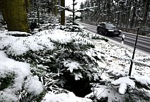 Erster Schnee im Sauerland - Federico Gambarini/dpa