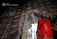 Ukraine-Krieg - Dnipro - Uncredited/Ukrainian Emergency Service/AP/dpa Ukraine-Krieg - Dnipro - Uncredited/Ukrainian Emergency Service/AP/dpa