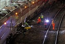 Mehrere Menschen im Zug in England niedergestochen - Chris Radburn/PA Wire/dpa
