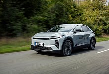Fahransicht Toyota C-HR+ - Lukas Wagneter/Toyota/dpa-tmn
