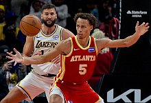Atlanta Hawks - Los Angeles Lakers - Mike Stewart/AP/dpa Atlanta Hawks - Los Angeles Lakers - Mike Stewart/AP/dpa