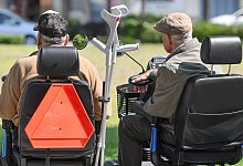 Tipps für den Kauf: Mit einem Elektromobil unterwegs - Patrick Pleul/dpa-Zentralbild/dp