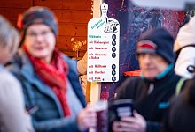 Glühweinpreise auf dem Bonner Weihnachtsmarkt - Benjamin Westhoff/dpa Glühweinpreise auf dem Bonner Weihnachtsmarkt - Benjamin Westhoff/dpa