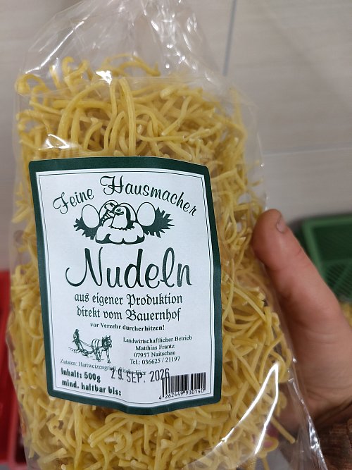 Feine Hausmachernudeln in der 250 Gramm und 500 Gramm Variante werden von Landwirtschaftsbetrieb Matthias Frantz zurückgerufen. - © Landwirtschaftsbetrieb Matthias Frantz