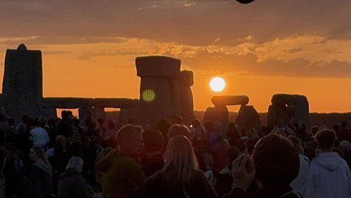 Mit der Errichtung einer frühen Variante von Stonehenge wurde vor etwa 5.000 Jahren begonnen. - © Zhanna Manukyan/PA Wire/dpa