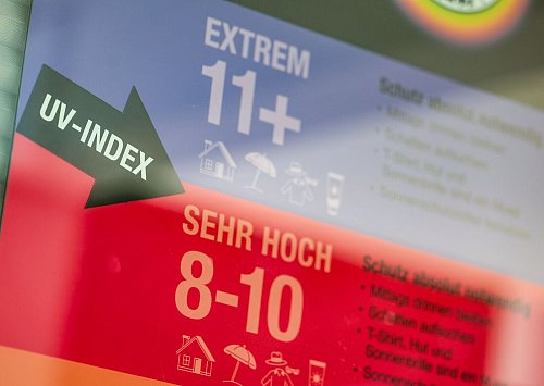 Allzu lange halten die hohen Temperaturen erst einmal nicht an. - © Thomas Banneyer/dpa