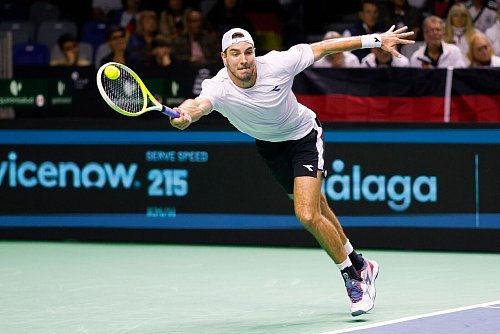Jan-Lennard Struff zeigte gegen Kanada eine starke Leistung. - © Frank Molter/dpa