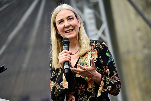 Auch SPK-Präsidentin Marion Ackermann findet sich in der Top 100-Liste des Kunstmagazins. (Archivbild). - © Fabian Sommer/dpa