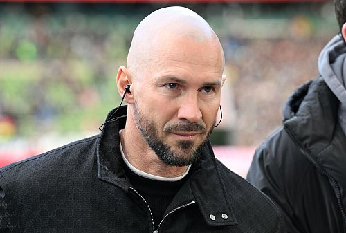 Konnte einen Aufwärtstrend feststellen: Hoffenheims Trainer Christian Ilzer. - © Carmen Jaspersen/dpa