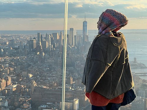 Blick nach Downtown mit dem World Trade Center. - © Benno Schwinghammer/dpa