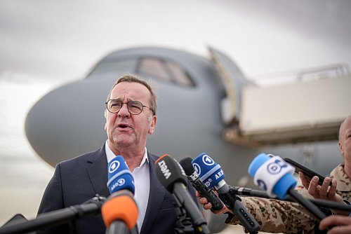 Die Militärbasis Al-Asrak ist das Drehkreuz für das deutsche Engagement. - © Kay Nietfeld/dpa