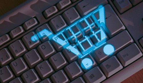 Die Option «Buy-now-pay-later» ist vor allem bei jungen Konsumenten und Konsumentinnen beliebt. (Symbolbild) - © Jens Büttner/dpa-Zentralbild/dpa-tmn