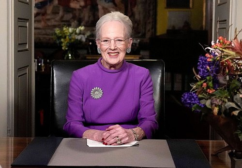 Am Silvesterabend 2023 hatte Margrethe eine überraschende Nachricht parat. (Archivbild) - © Keld Navntoft/AP/dpa