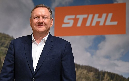 Stihl-Chef Traub rechnet in den kommenden Jahren mit weniger Wachstum. (Archivbild) - © Bernd Weißbrod/dpa