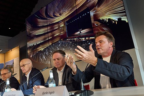 Gewonnen hat das dänische Büro Bjarke Ingels Group. - © Georg Wendt/dpa