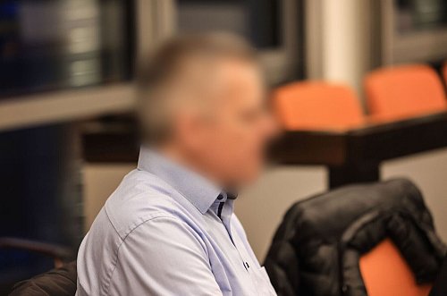 Der Ex-Sicherheitsmitarbeiter bei den Schumachers erhielt zwei Jahre Haft auf Bewährung. (Archivbild) - © Oliver Berg/dpa