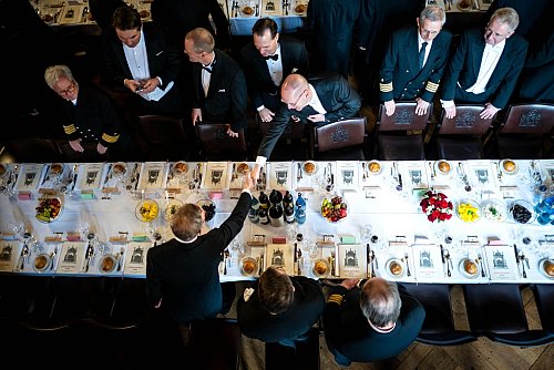 Zur 481. Schaffermahlzeit haben sich Kapitäne, Kaufleute und Gäste aus dem In- und Ausland in Bremen getroffen. - © Sina Schuldt/dpa