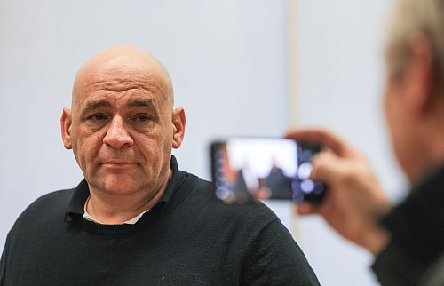 Der Vater von Emily verklagt das Land NRW. (Archivbild) - © Oliver Berg/dpa