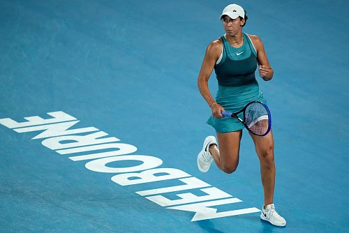 Madison Keys zeigt im Halbfinale eine starke Leistung - © Ng Han Guan/AP/dpa