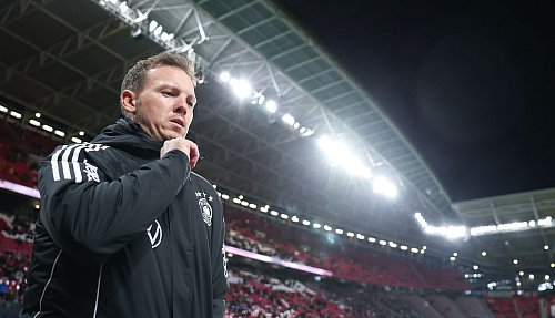 Julian Nagelsmann konnte wieder auf Kapitän Kimmich bauen. - © Jan Woitas/dpa
