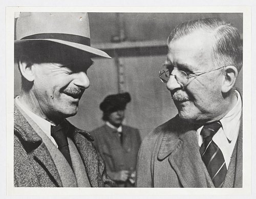 Thomas Mann begrüßte seinen Bruder Heinrich in New York. Er kam aus dem besetzten Frankreich. (Archivbild) - © ---/ETH-Bibliothek Zürich, Thomas-Mann-Archiv/dpa
