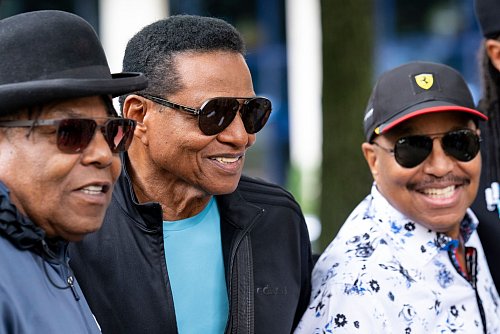 The Jacksons geben am Dienstagabend ihr einziges Deutschlandkonzert in München. - © Lennart Preiss/dpa