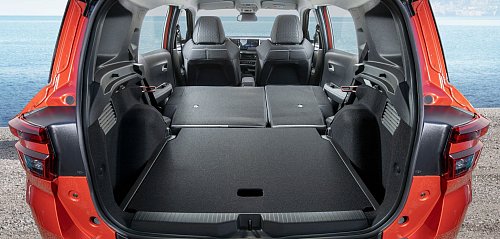 Maximaler Laderaum: Je nach Bestuhlung und Umklappmodus stehen bis zu 1.600 Liter Stauraum zur Verfügung. - © Opel Automobile GmbH/dpa-tmn