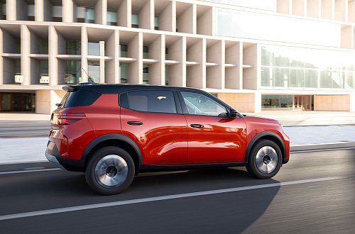 Kompakte Ausmaße mit möglichst viel Innenraum: Das will der Frontera auf rund 4,39 Metern Länge bieten. - © Opel Automobile GmbH/dpa-tmn