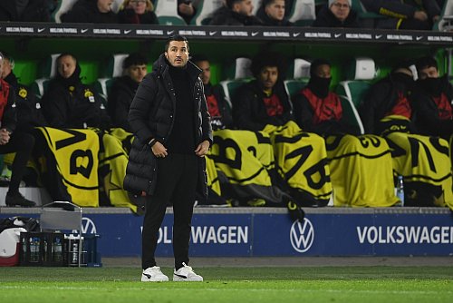 Dortmunds Trainer Nuri Sahin. - © Swen Pförtner/dpa