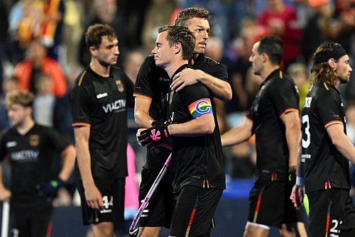 Kapitän Mats Grambusch nach dem verpassten Finaleinzug 2023. - © Federico Gambarini/dpa