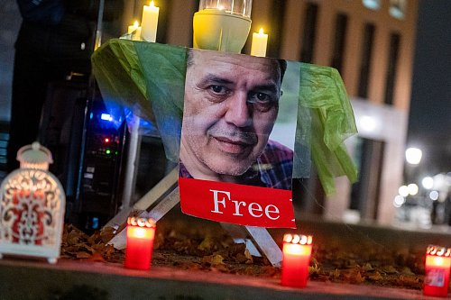 Irans Justiz hat den Deutsch-Iraner Djamshid Sharmahd hinrichten lassen. - © Christophe Gateau/dpa