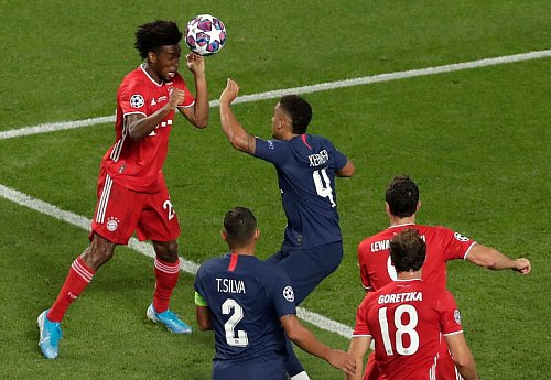 Mit seinem Tor gegen Paris ging Kingsley Coman in die Vereinshistorie des FC Bayern ein. (Archivbild) - © Manu Fernandez/AP/dpa