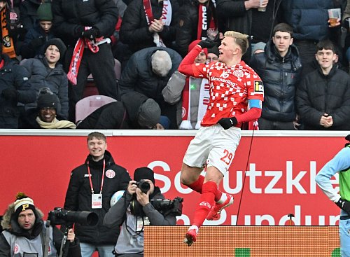 Burkardt lässt Mainz wieder jubeln. - © Torsten Silz/dpa