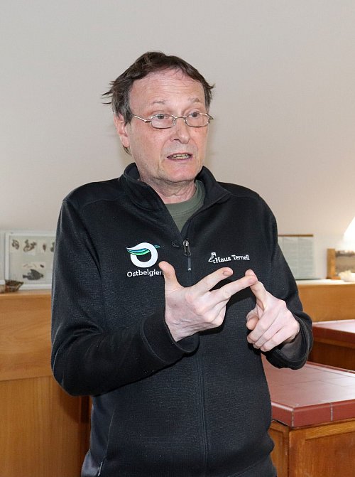 Naturführer und Pilzexperte: Uwe Koch. - © Deike Uhtenwoldt/dpa-tmn