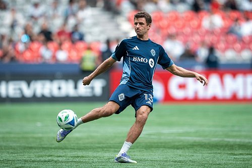 Müller gab sein MLS-Debüt für die Vancouver Whitecaps. - © ETHAN CAIRNS/The Canadian Press/AP/dpa