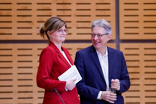 Die nordrhein-westfälische SPD ist bei der Ursachen-Analyse für katastrophale Wahlergebnisse nicht zimperlich in der Selbstkritik. (Archivbild) - © Thomas Banneyer/dpa