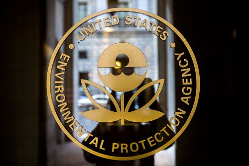 Das 2010 gestartete Meldeprogramm gilt als umfassendste Methode zur Erfassung von Treibhausgasen. (Archivbild) - © picture alliance / Jim Lo Scalzo/EPA/dpa