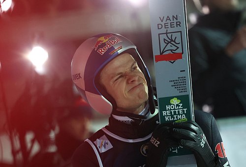 Kaum noch Erfolge und viel Frust bei Andreas Wellinger. - © Karl-Josef Hildenbrand/dpa