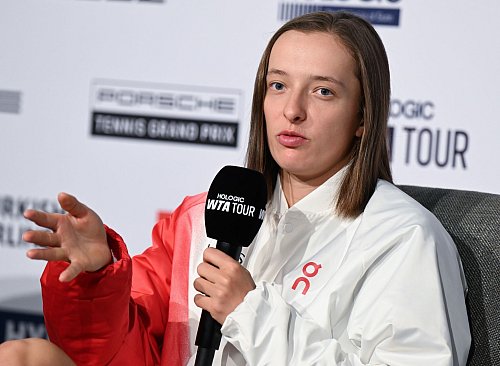 Iga Swiatek tritt als Titel-Mitfavoritin in Stuttgart an. - © Bernd Weißbrod/dpa