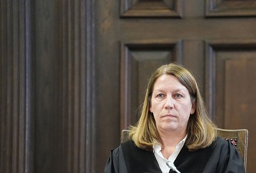 Isabel Hildebrandt ist die Vorsitzende Richterin im Prozess. - © Marcus Brandt/Pool dpa/dpa