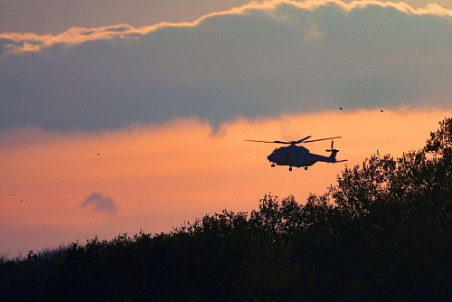 Die Bundeswehr beteiligt sich seit Tagen an der Suche nach Arian - etwa mit einem Tornado-Flugzeug, Drohnen und einem Hubschrauber. - © Markus Hibbeler/dpa