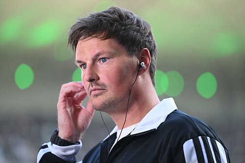 HSV-Trainer Merlin Polzin erlebt sein erstes Derby als Chefcoach. (Archiv) - © Fabian Strauch/dpa