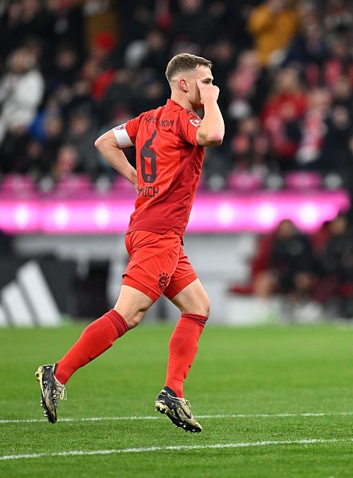 Joshua Kimmich trifft unbedrängt. - © Sven Hoppe/dpa