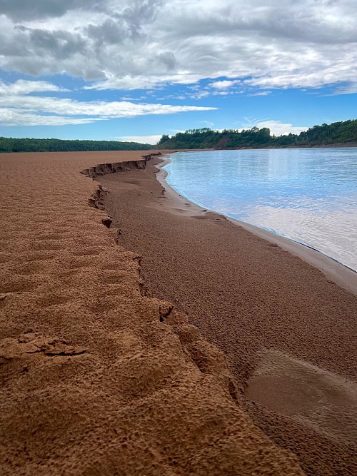 Sandbank im Shubenacadie River in Nova Scotia. - © Geraldine Friedrich/dpa-tmn