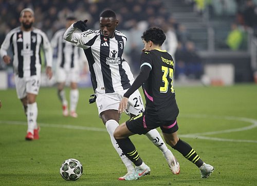 Juventus Turin und der Ex-Frankfurter Randal Kolo Muani (l) können auf das Achtelfinale hoffen. - © Nderim Kaceli/Ipa Sport / Ipa-Ag/LiveMedia/IPA/dpa