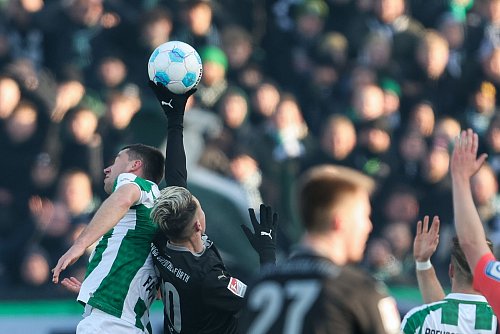 Intensiver Fight in Münster. - © Friso Gentsch/dpa