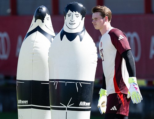 Vertritt Manuel Neuer im Tor: Jonas Urbig. - © Sven Hoppe/dpa