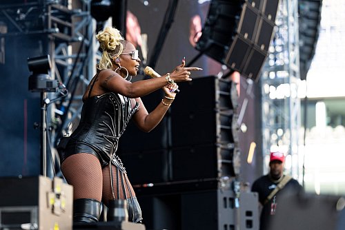 Mary J. Blige bewies eindrucksvoll: Stimme, Stil und Präsenz – alles da, auch mit 54. - © Michael Matthey/dpa
